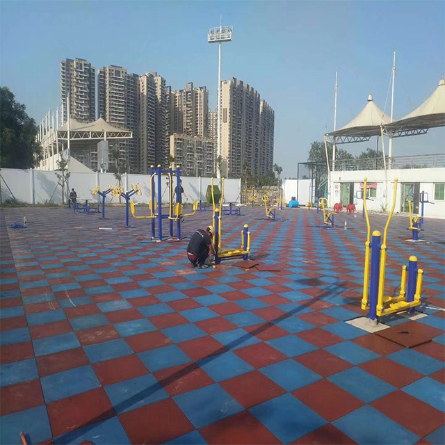outdoor playground flooring1.jpg